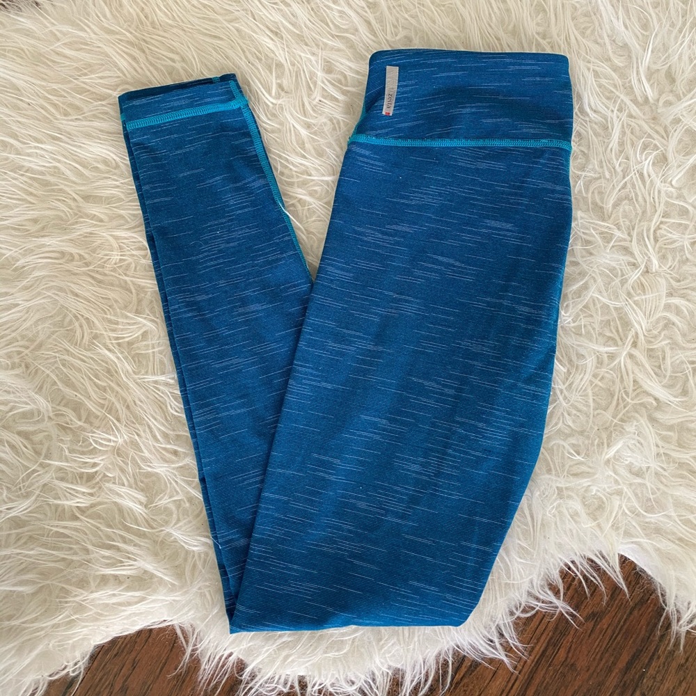 Used Zella Live in Teal leggings Small